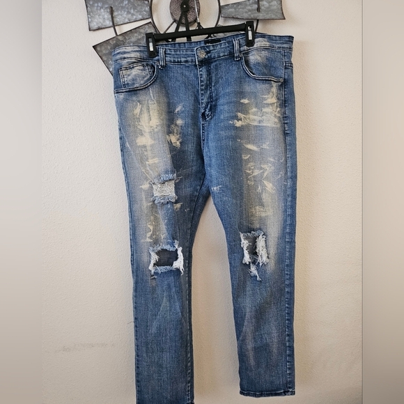 Waimea Men's Distressed Slimmer Fif Blue Jeans Size 40/32 . - Picture 2 of 12